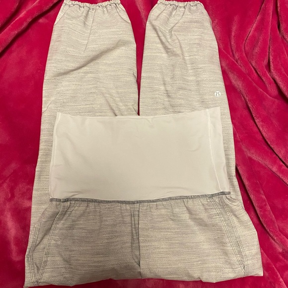 Lululemon OM pant - Picture 2 of 4